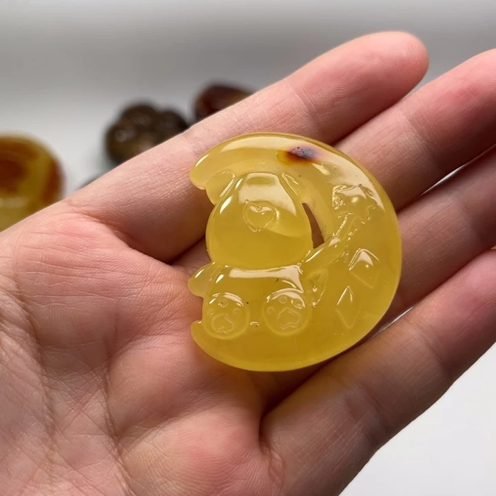 琥珀颈饰未镶嵌琥珀蜜蜡
