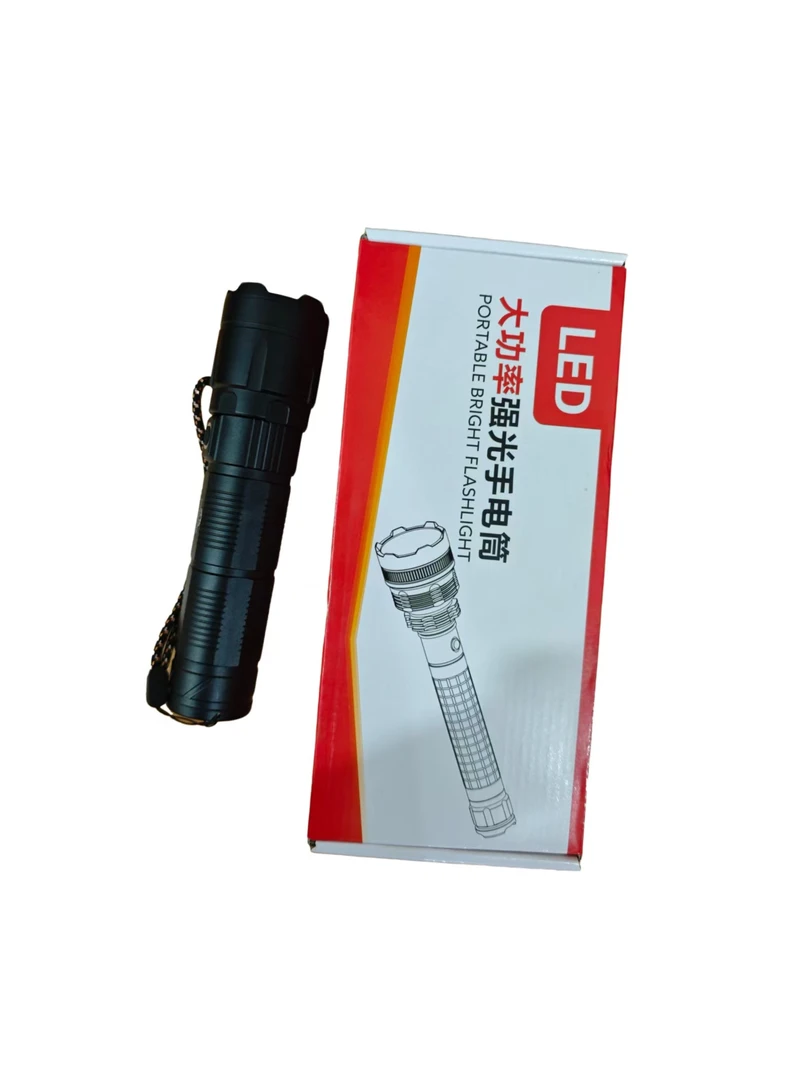 准新品  LED户外强光手电筒