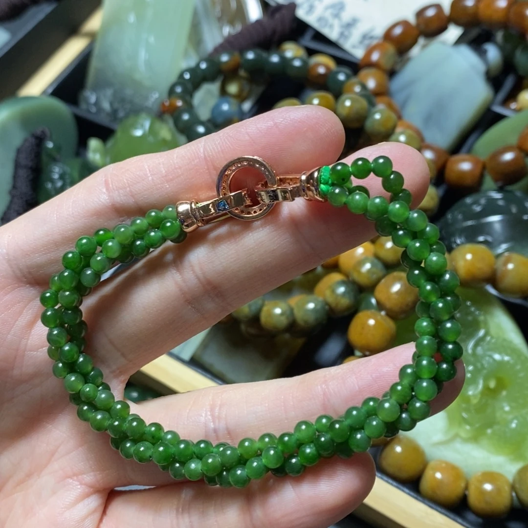 和田玉（碧玉）未镶嵌颈饰