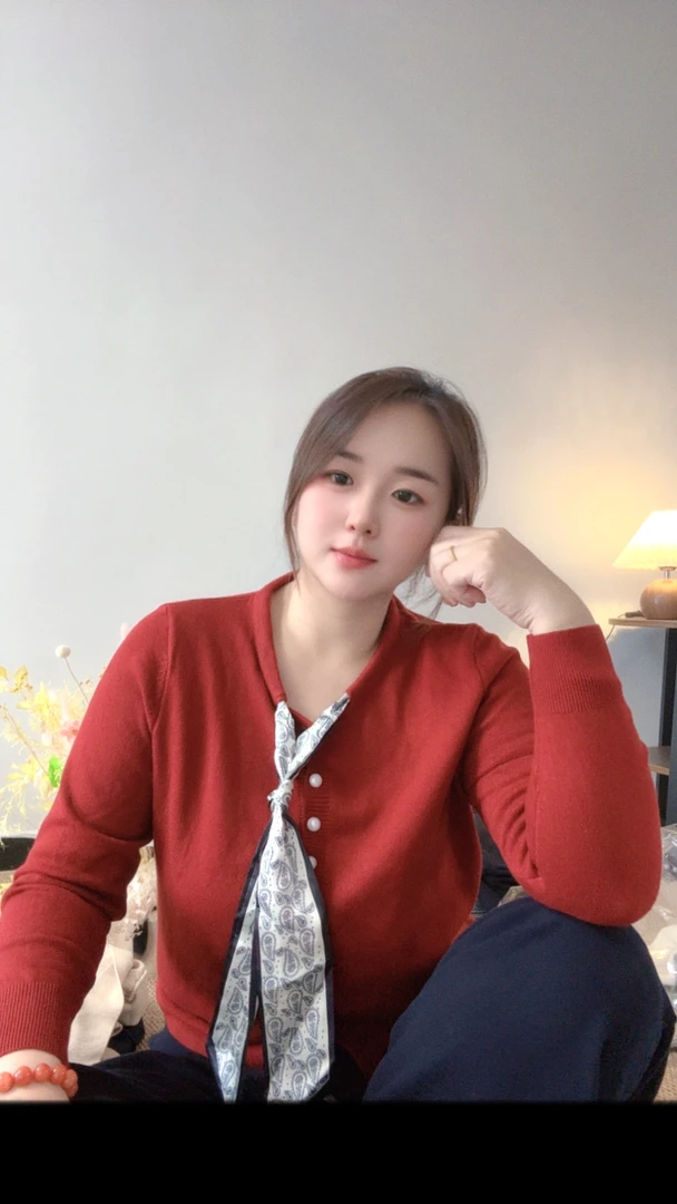 早秋新款圆领丝巾长袖开衫上衣女