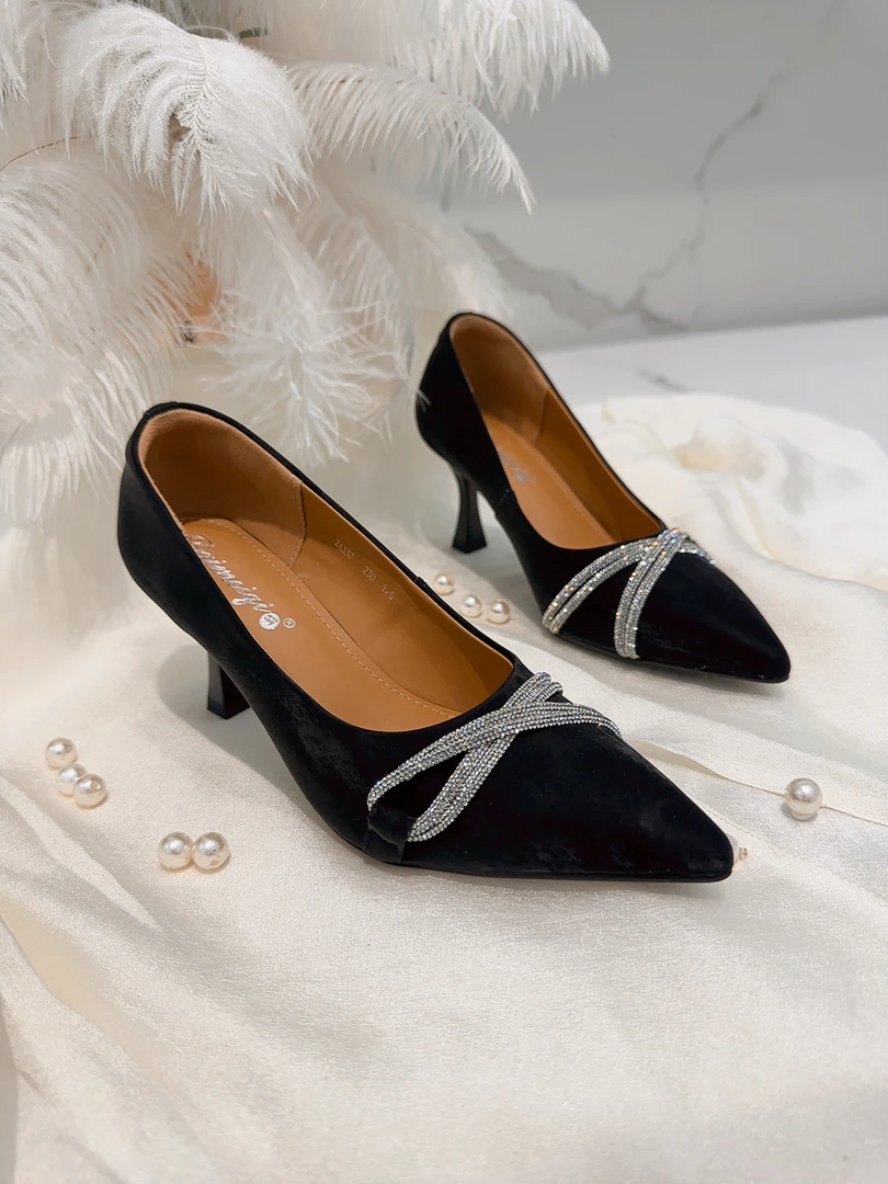 法式细跟高跟鞋水钻尖头女高跟鞋单鞋女鞋性感细高跟时尚