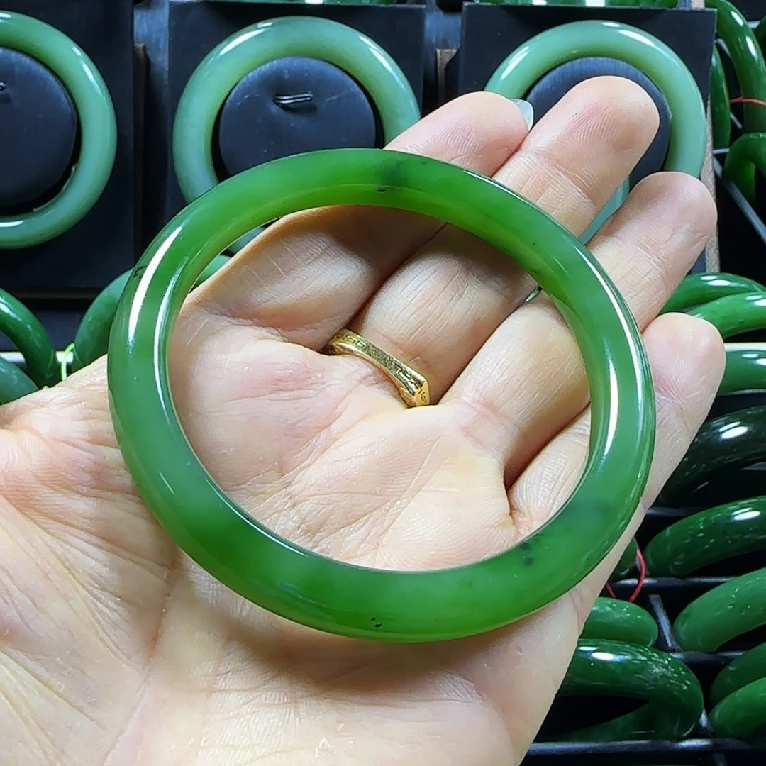 和田玉（糖玉）手镯未镶嵌