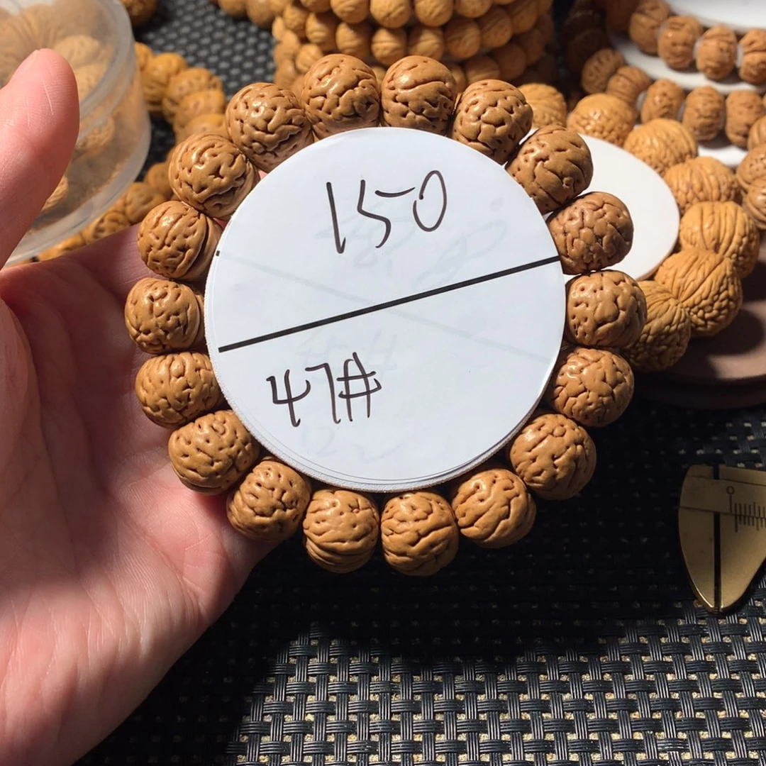 自***叶桃核手串47号链接，