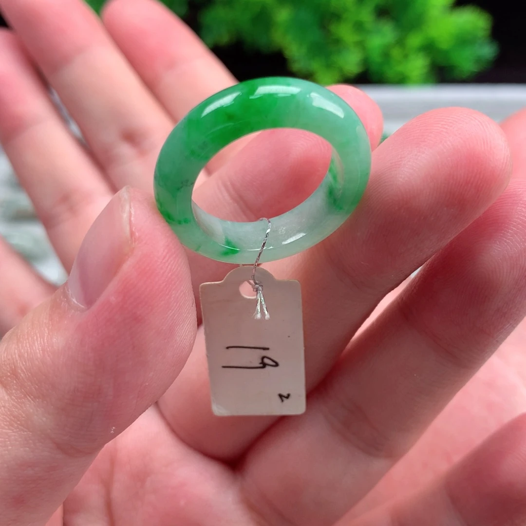 未镶嵌戒指翡翠天然