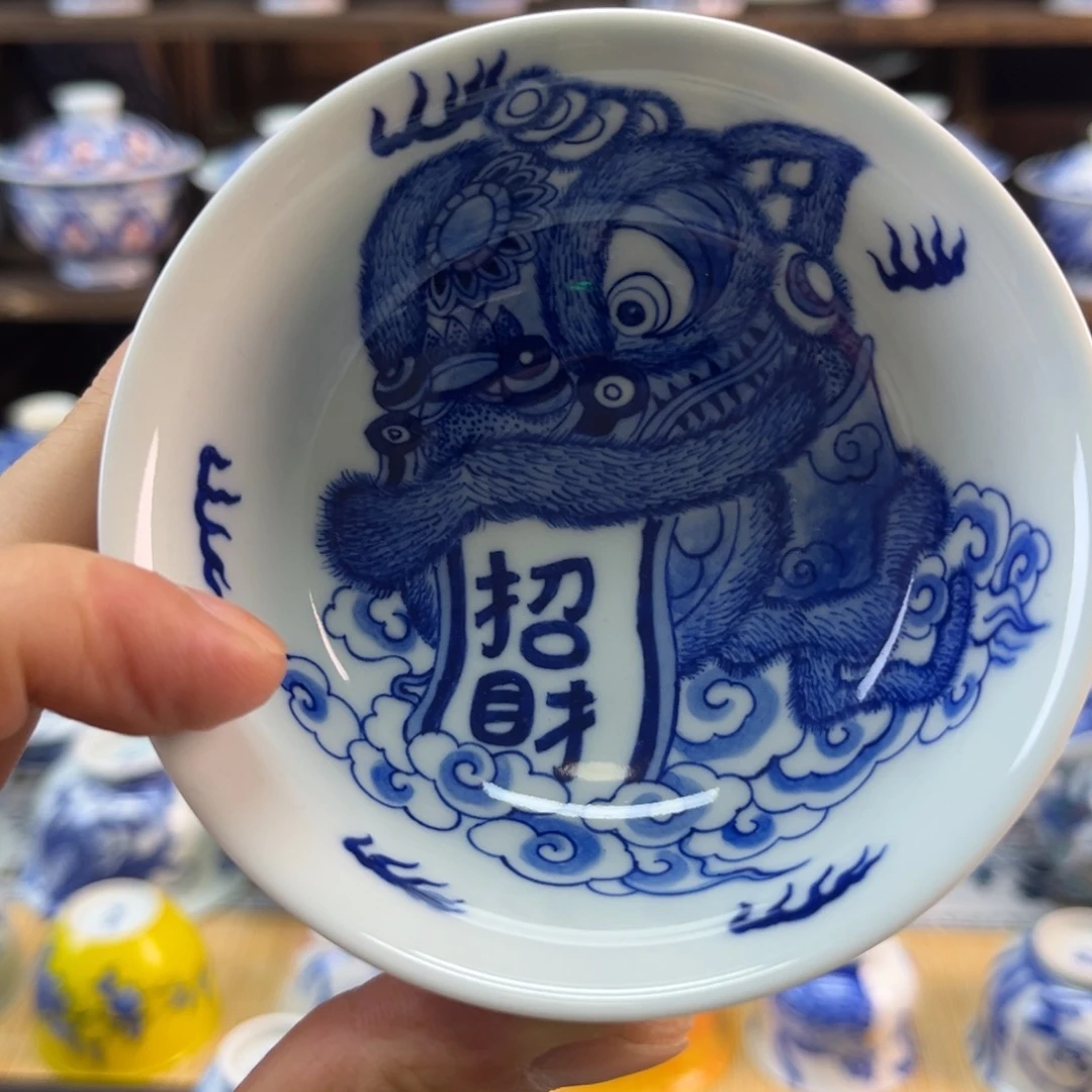 手工手绘招财醒狮普洱杯