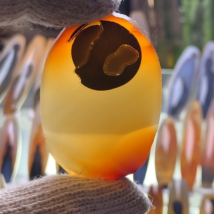 未镶嵌颈饰玛瑙/玉髓111