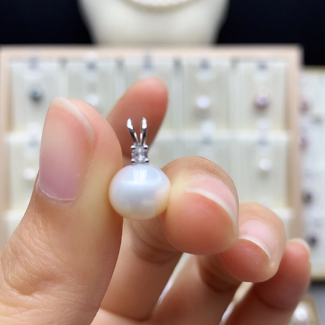 合金淡水珍珠颈饰