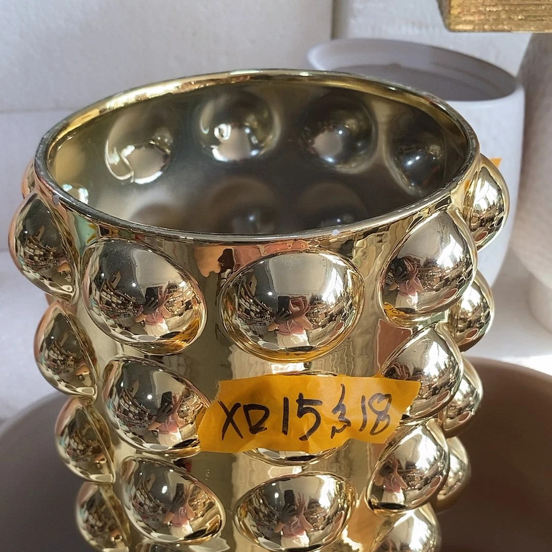 摆件陶盆有孔 瑕疵介意勿拍