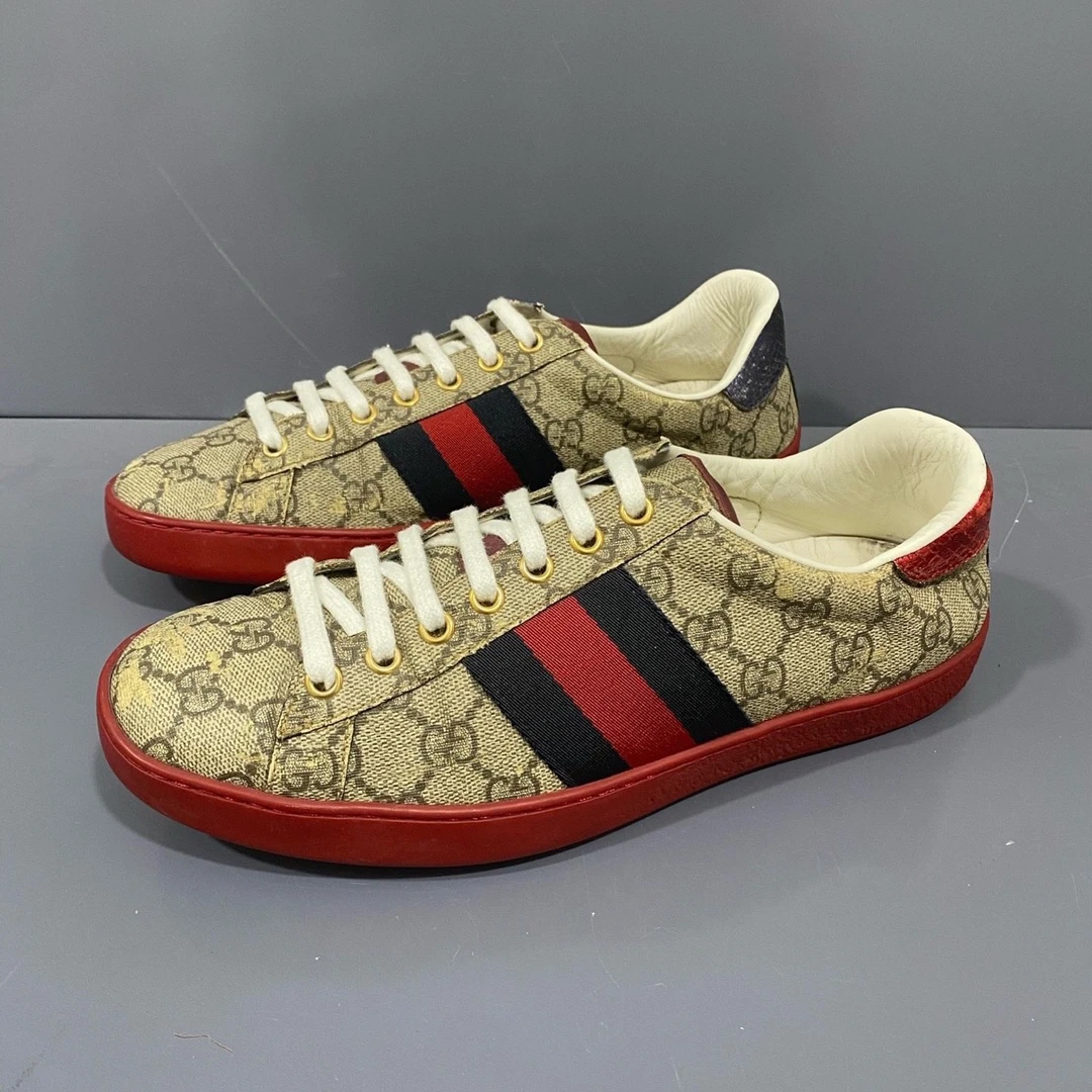95新 GUCCI/古驰 40码 gucci满印板鞋 鞋头小磨损 总体不错 秒价