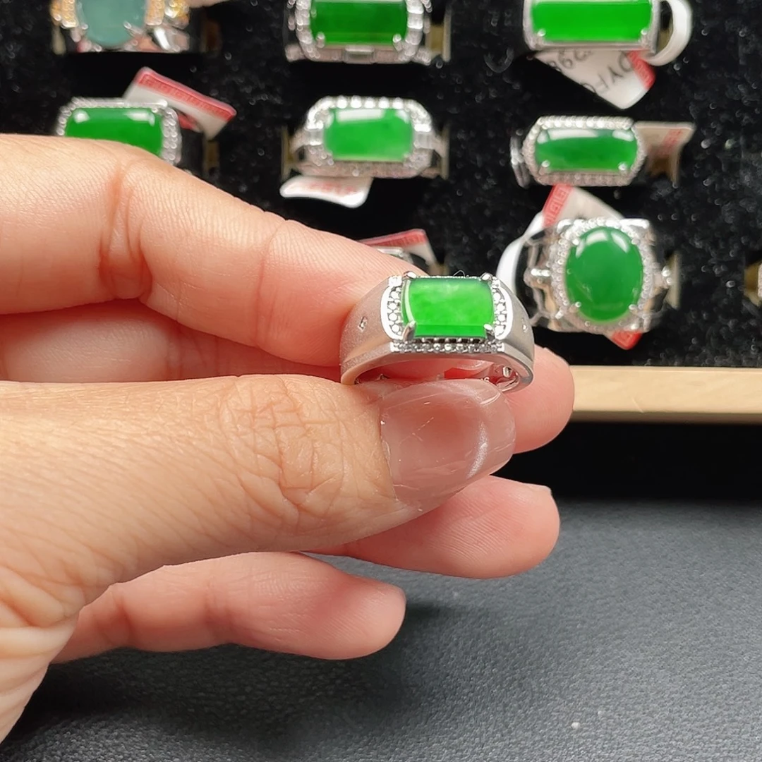 翡翠银S925镶嵌戒指男戒没运费险3976