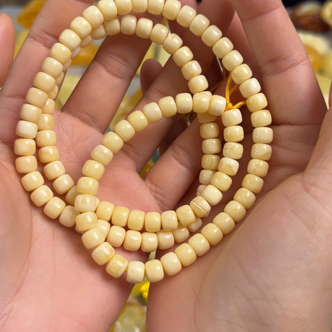 蜜蜡未镶嵌裸石蜜蜡