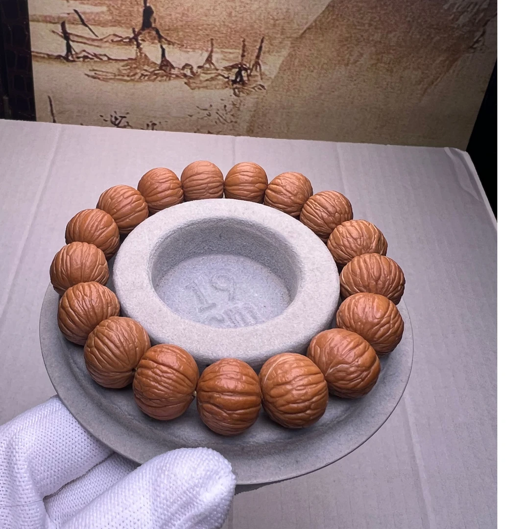 原皮土豪手串［尺寸误差大有瑕轻微小黑点介意勿拍］纯属新手练手款