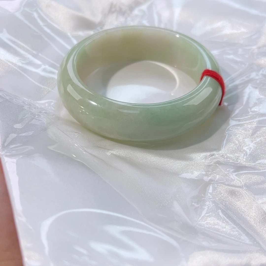 翡翠未镶嵌手镯58.8无大纹裂48小时鉴赏微棉丝石筋