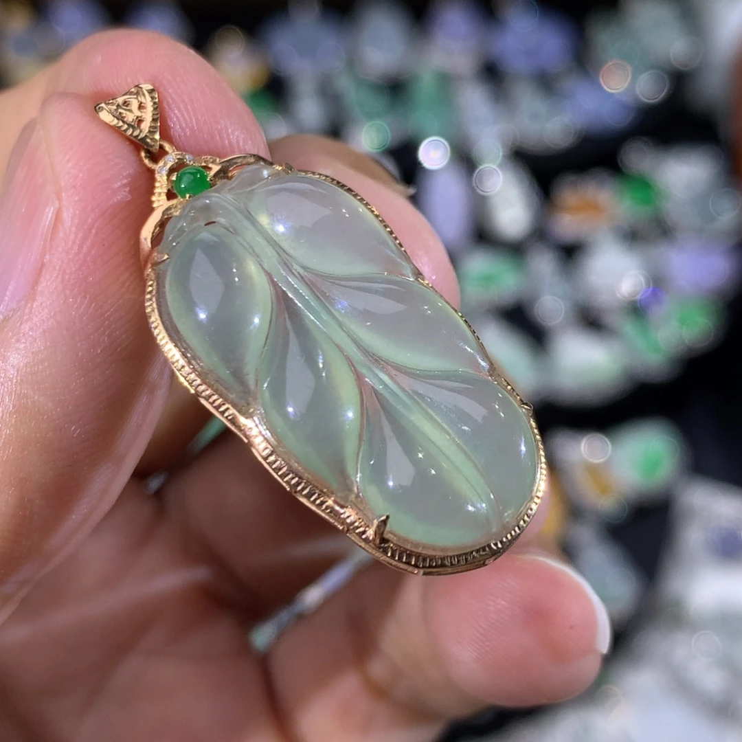 翡翠18K金镶嵌吊坠(不含链)