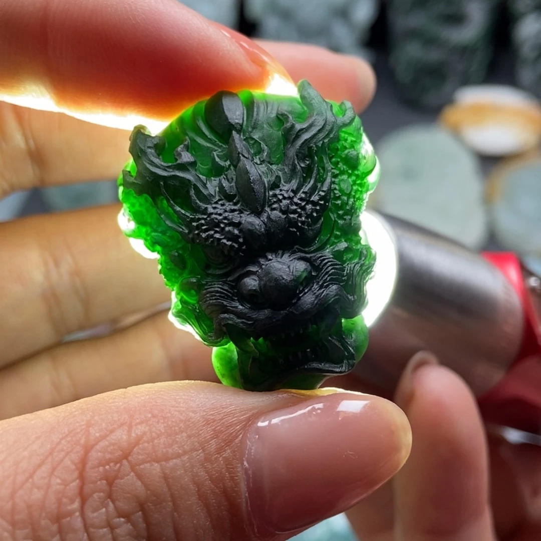 定制翡翠未镶嵌龙头T