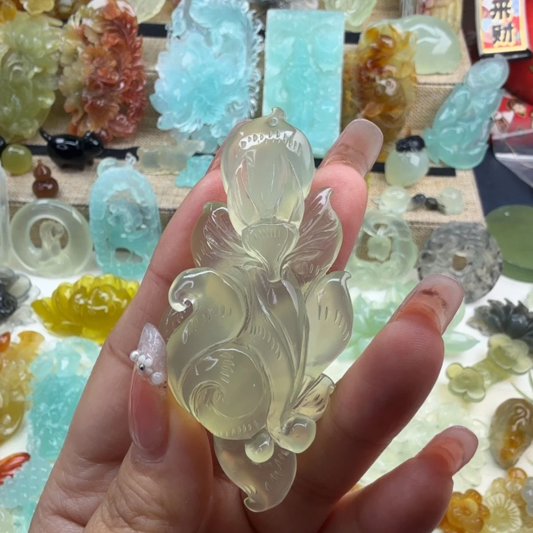 岫玉未镶嵌颈饰岫玉狐狸