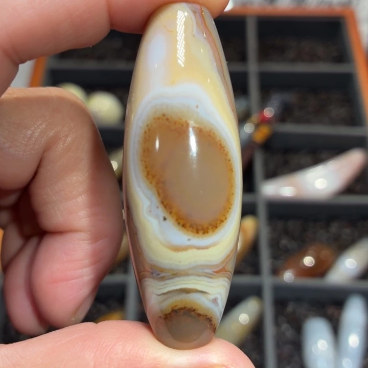 玛瑙/玉髓散珠180