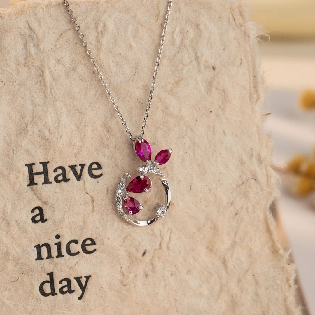 可爱小兔子时尚气质银吊坠（单坠颜色随机）