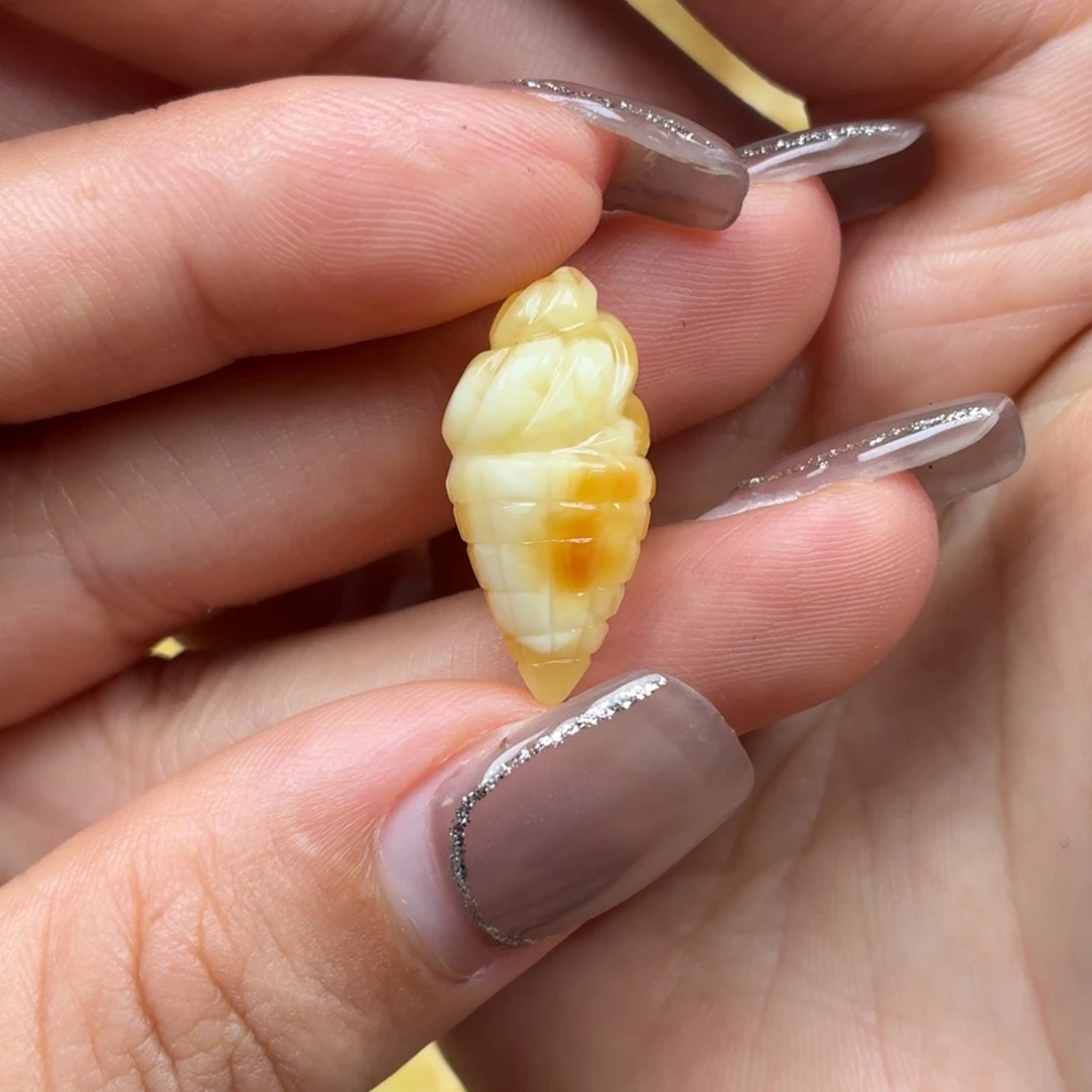琥珀未镶嵌裸石蜜蜡