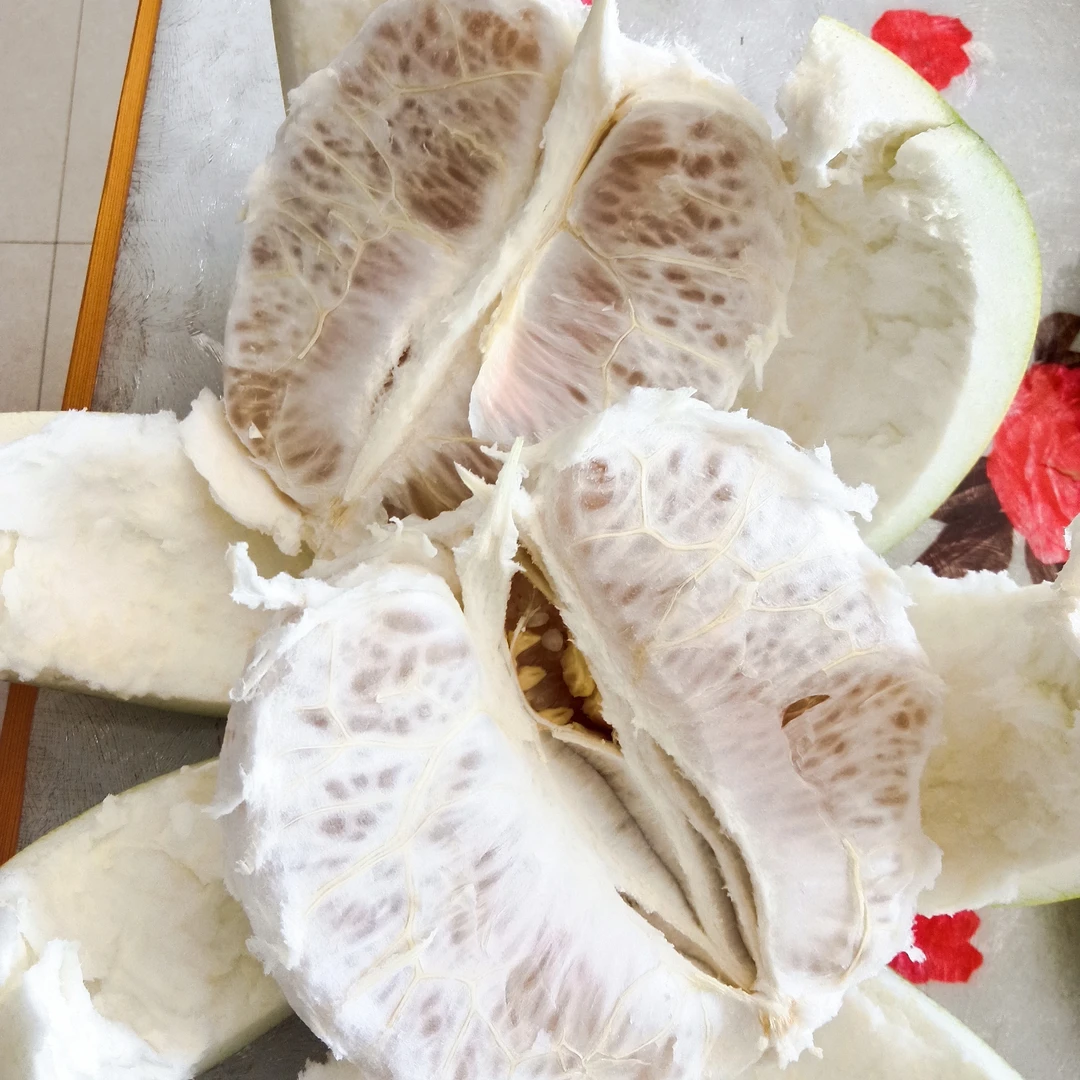 张家界柚子多肉多汁三分酸七分甜含多种维生素和氨基酸老少皆宜