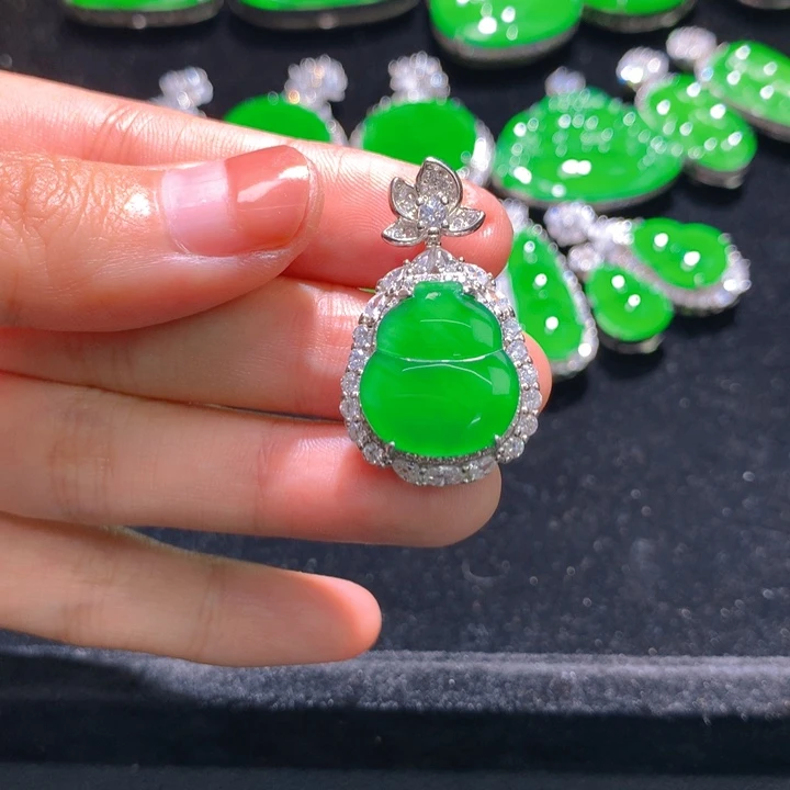 翡翠银S925镶嵌颈饰