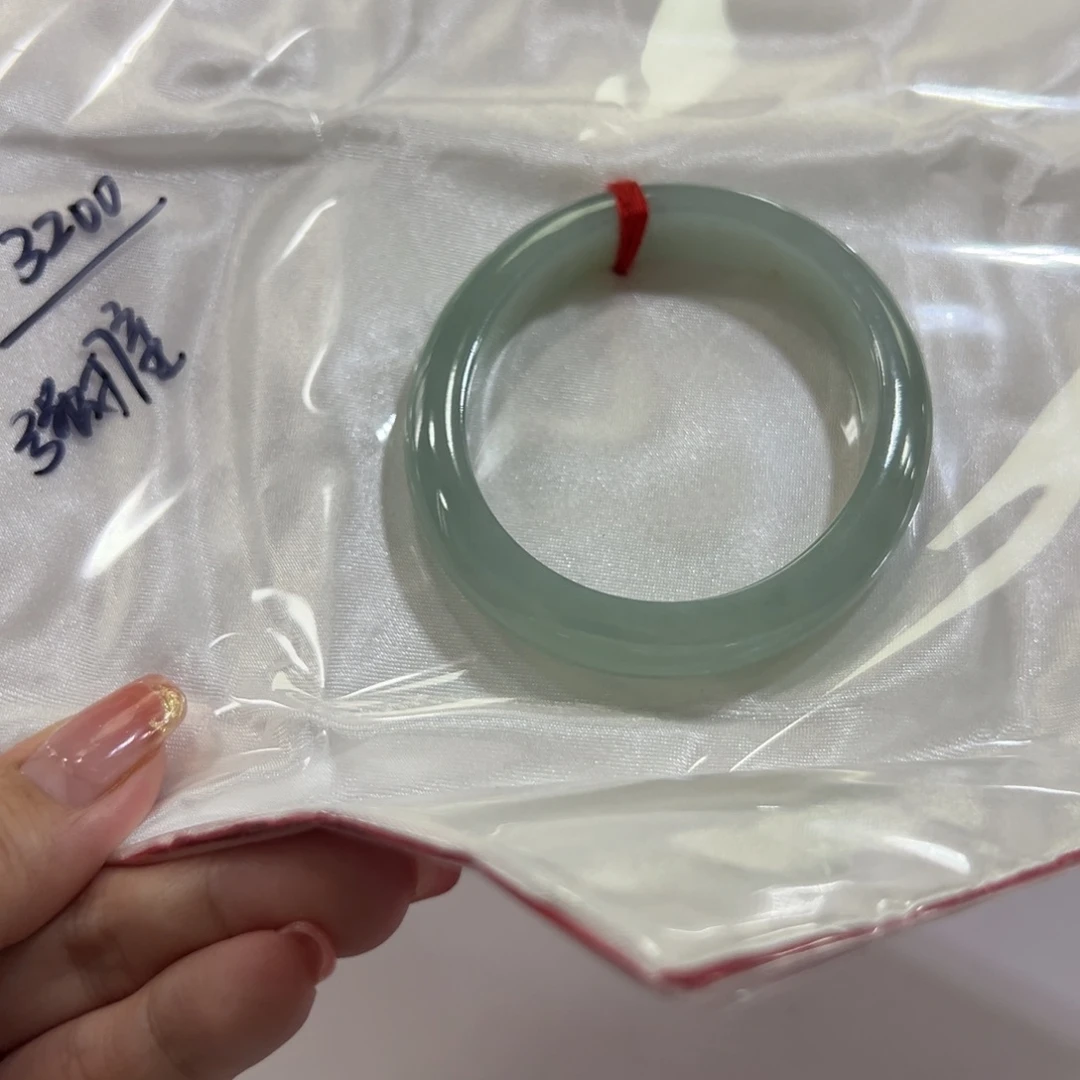 小****未镶嵌手镯翡翠手镯