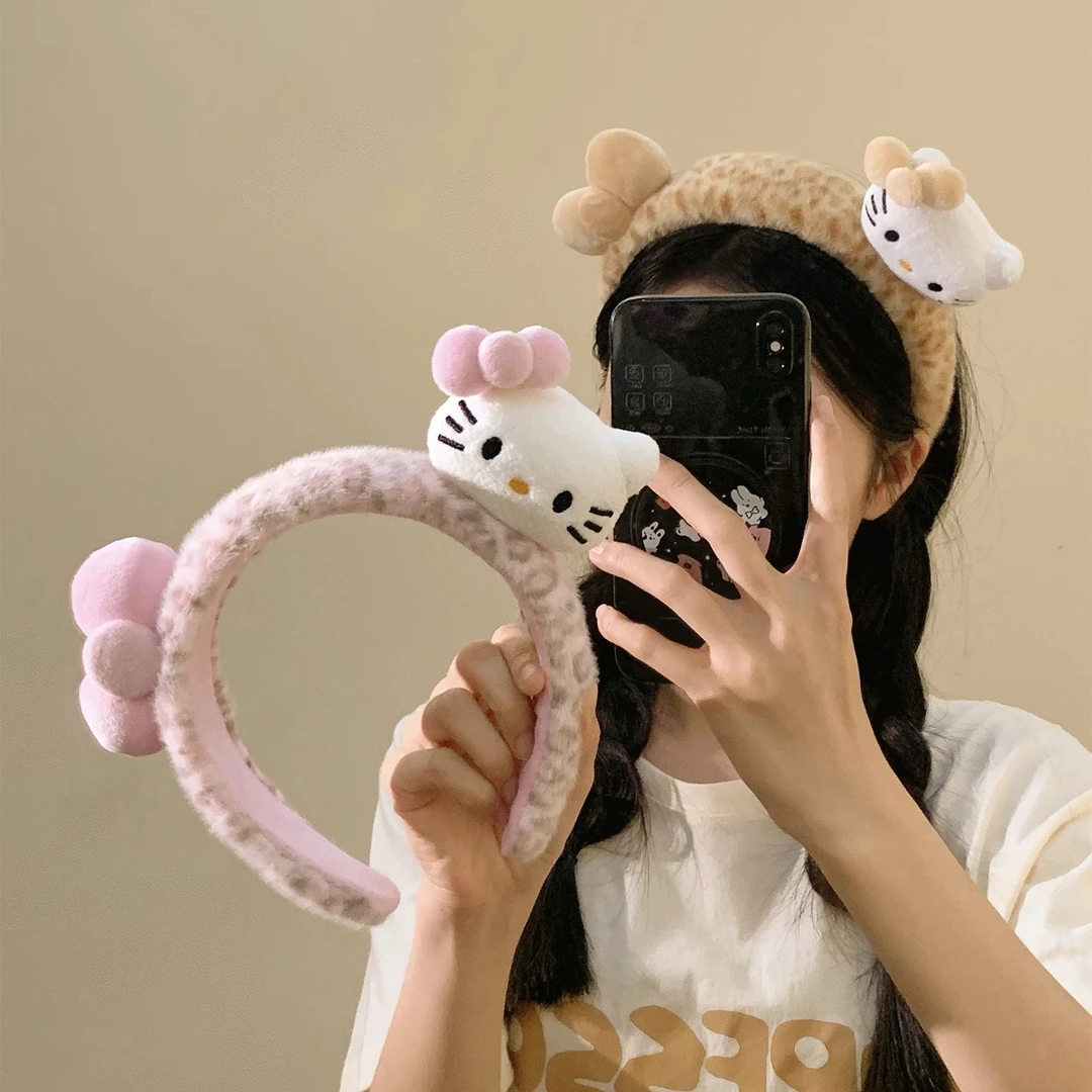 粉色豹纹Kitty蝴蝶结毛绒发箍女可爱百搭头箍洗脸发卡高颅顶头饰