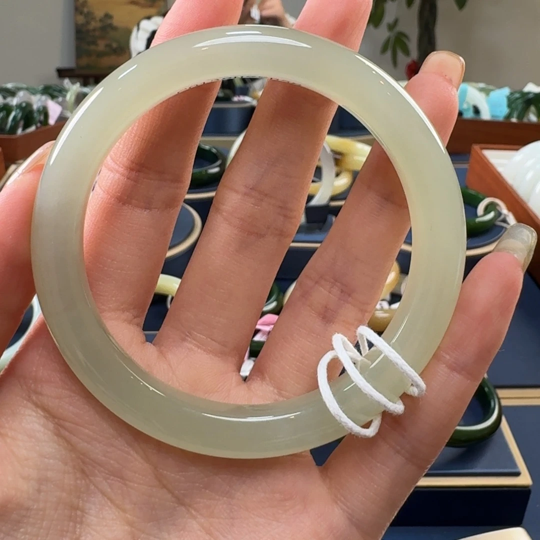 和田玉未镶嵌手镯C0138-58