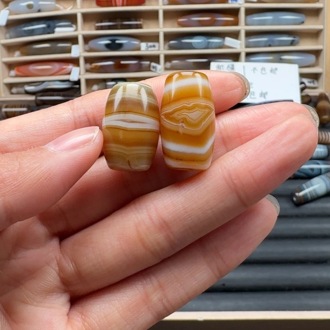 左***仙玛瑙/玉髓未镶嵌颈饰