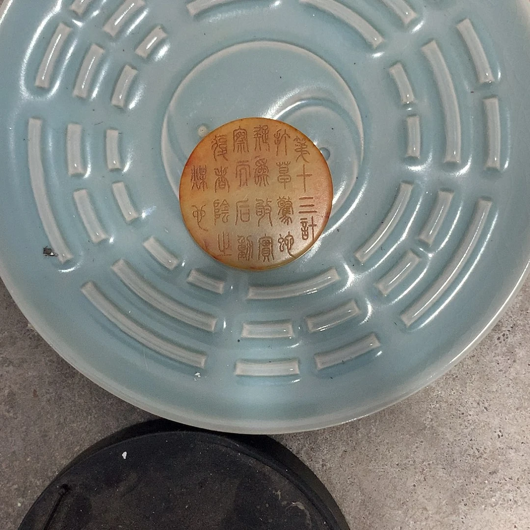 其他现代陶瓷工艺品