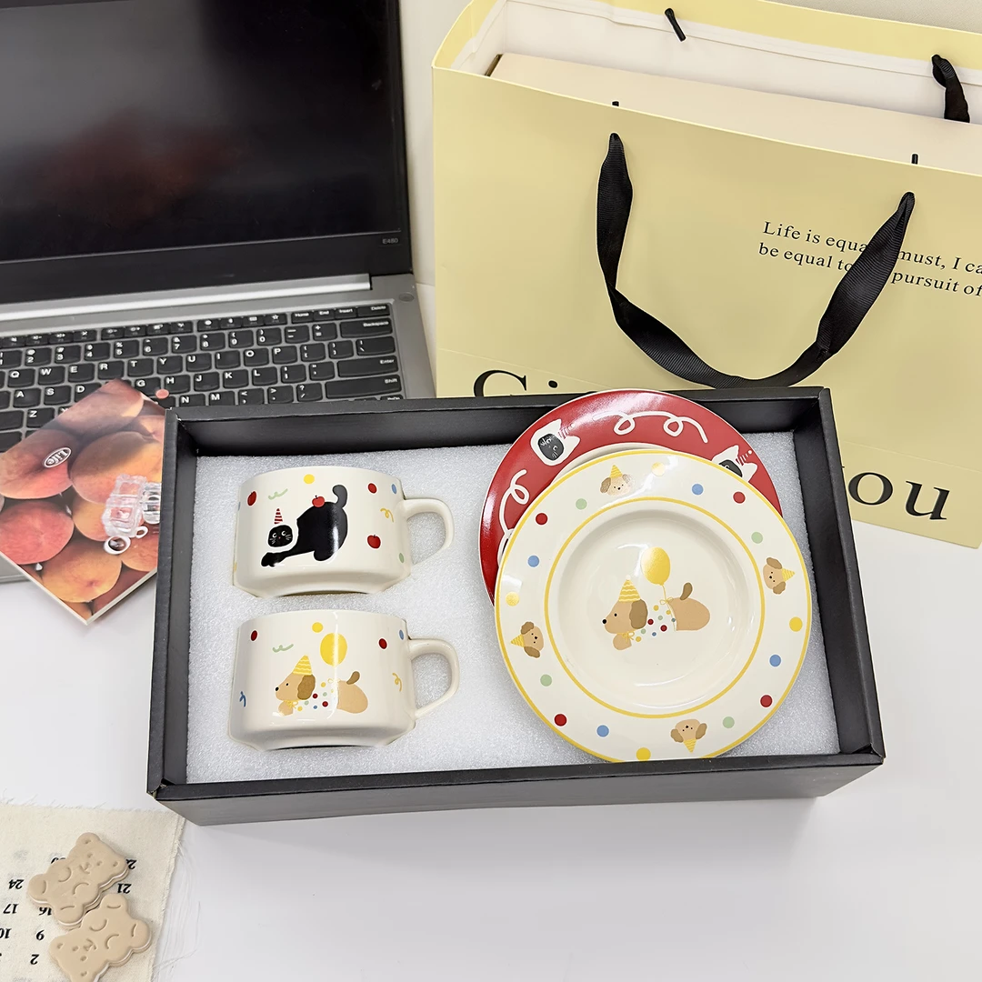 可爱陶瓷咖啡杯碟套装水杯情侣杯超好看的杯子送朋友生日礼物女生