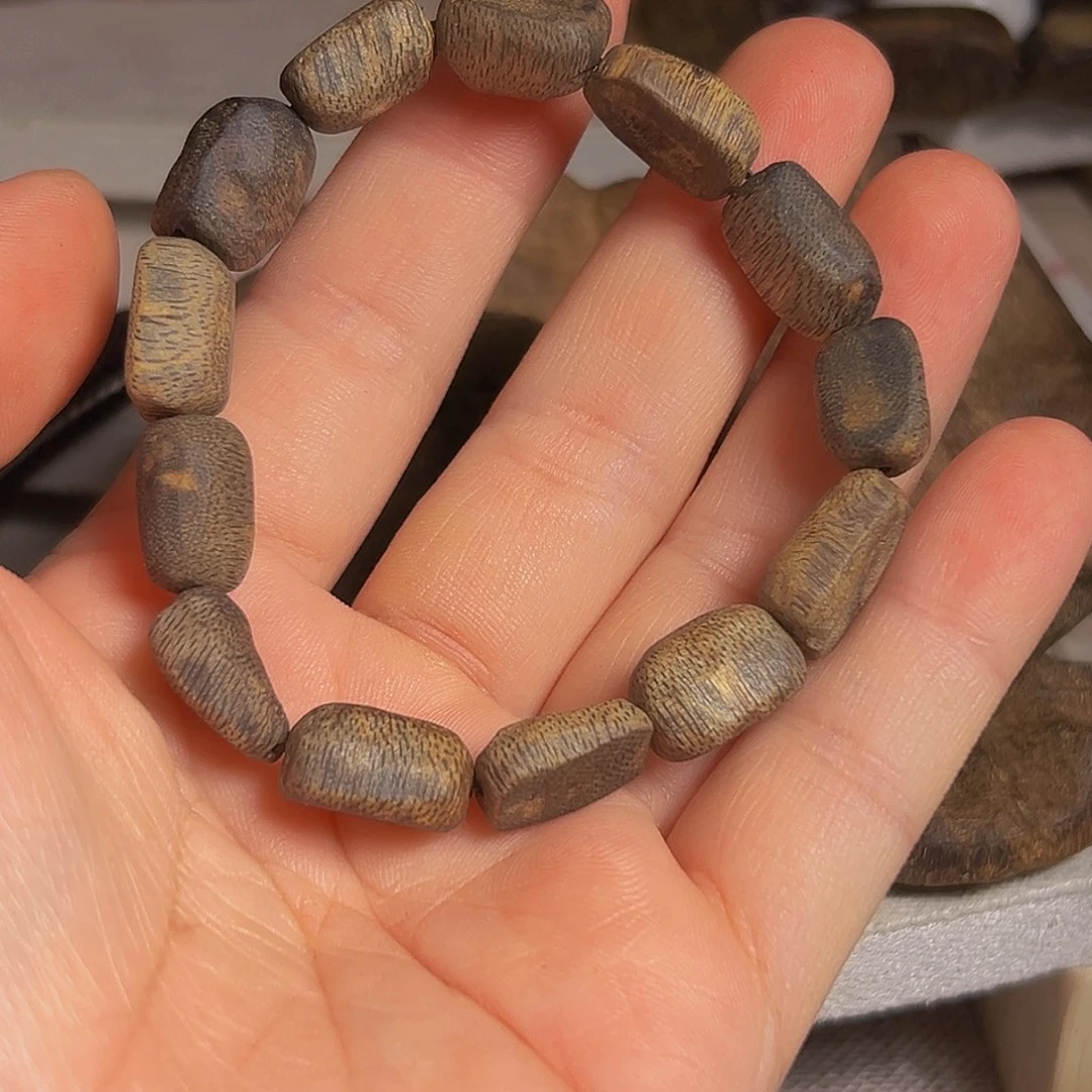 依***文手串沉香海南天然野沉水