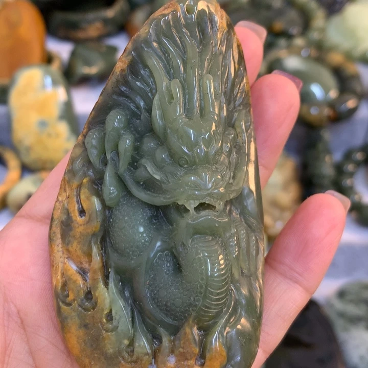 岫岩老玉（透闪石质玉）未镶嵌把件