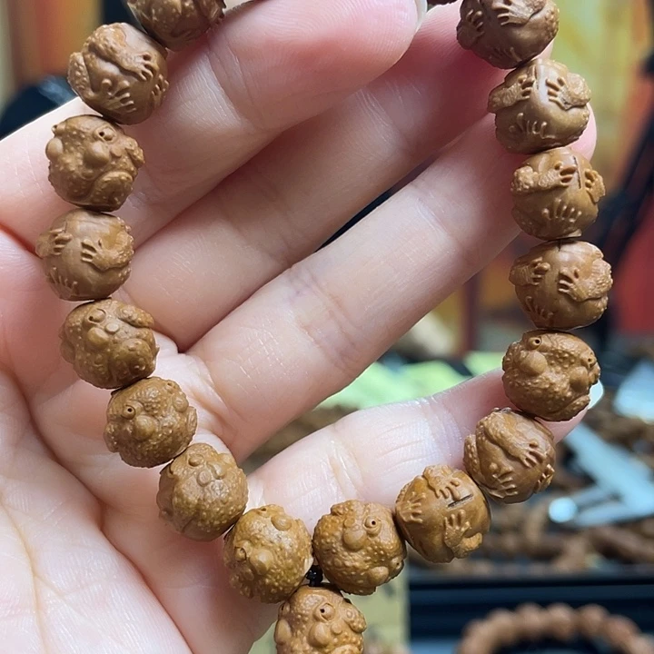 手串/手链橄榄核龙纹