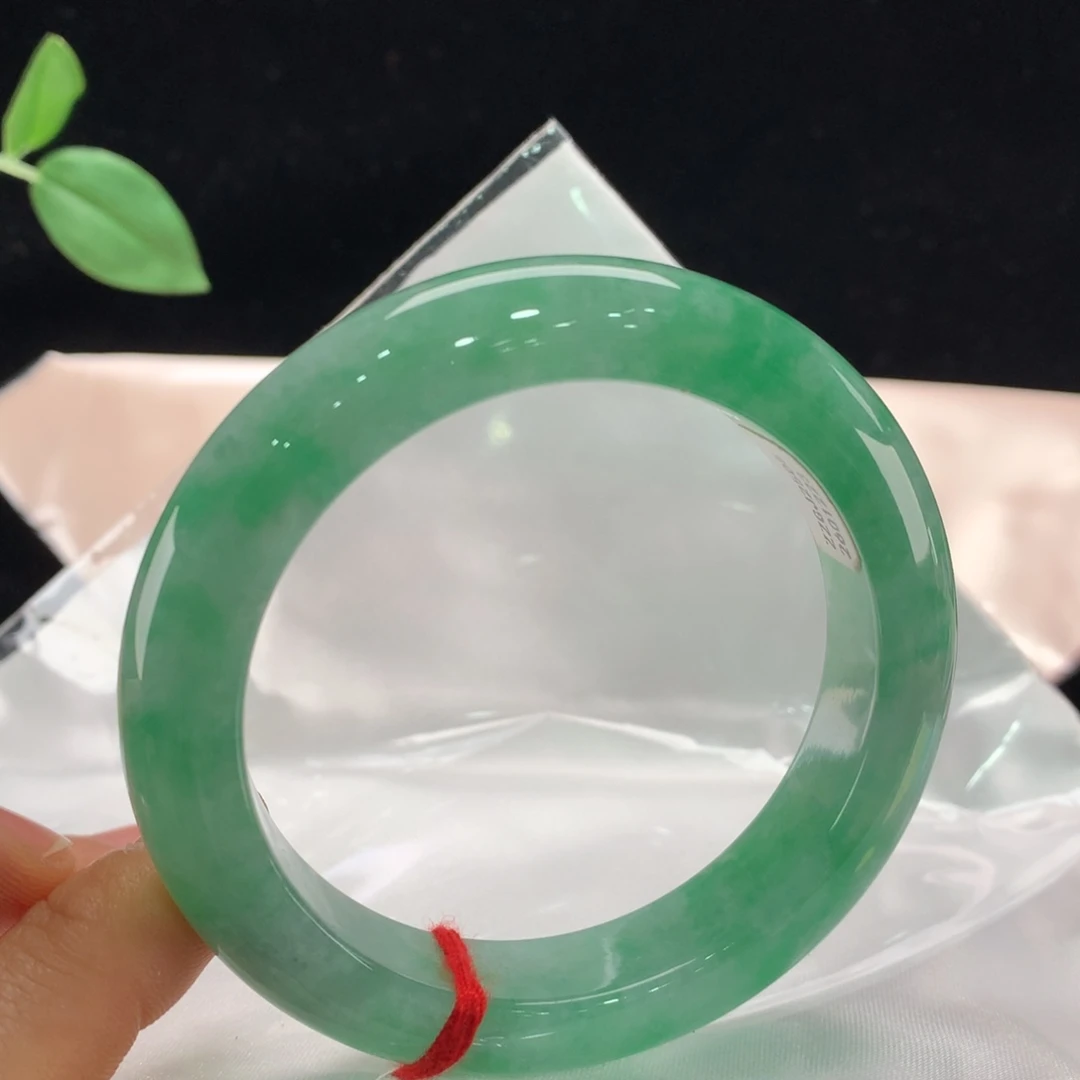 翡翠未镶嵌手镯1223