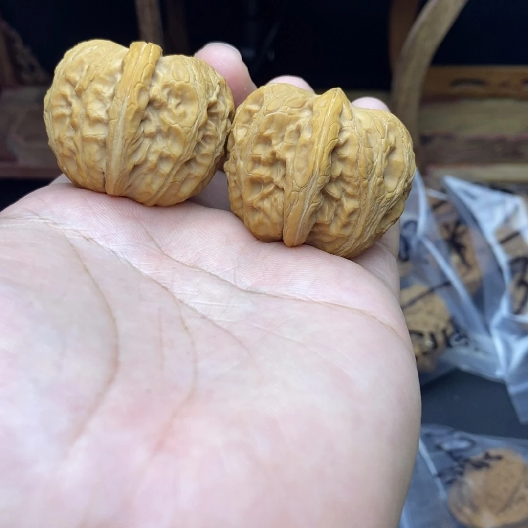 文玩核桃吊坠40尺寸微修系小元宝