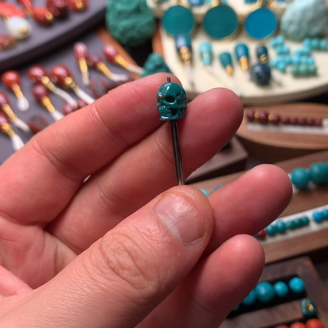 未镶嵌绿松石骷髅7.1