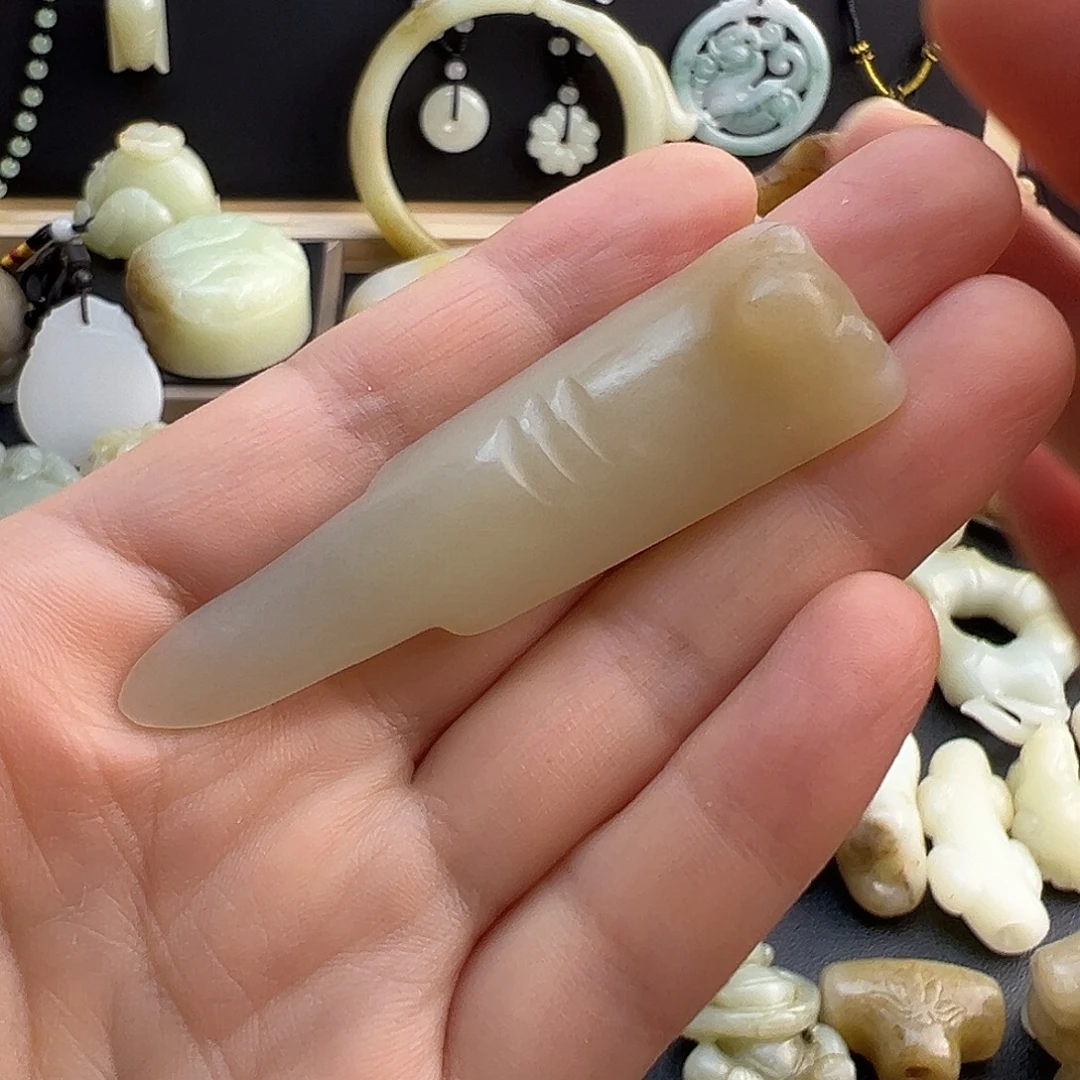 未镶嵌和田玉挂件