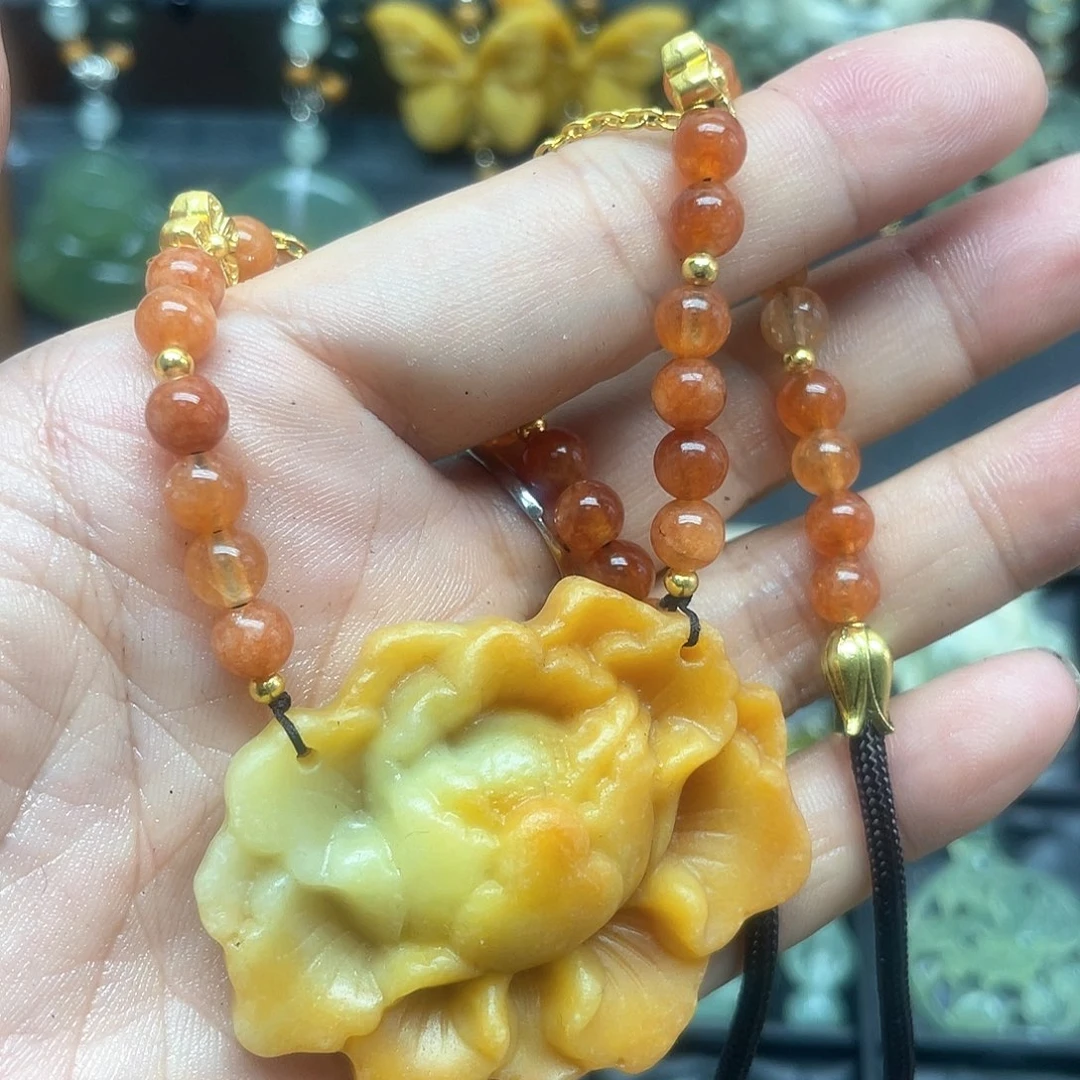 未镶嵌蛇纹石玉颈饰