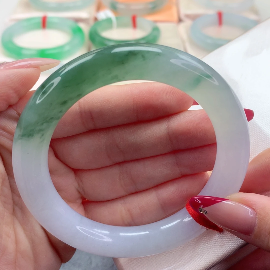 未镶嵌手镯翡翠9915黛青 新中式风格