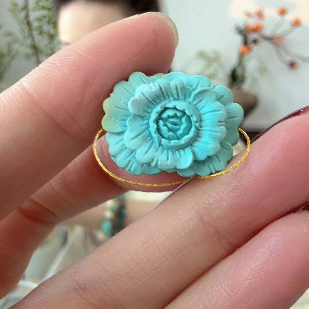 绿松石未镶嵌珠宝奇石