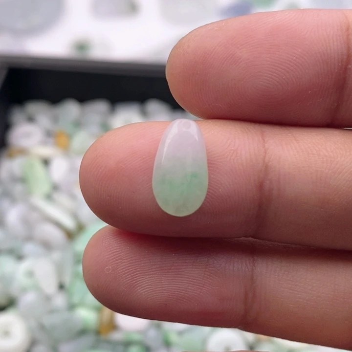 心***怡吊坠(不含链)未镶嵌翡翠