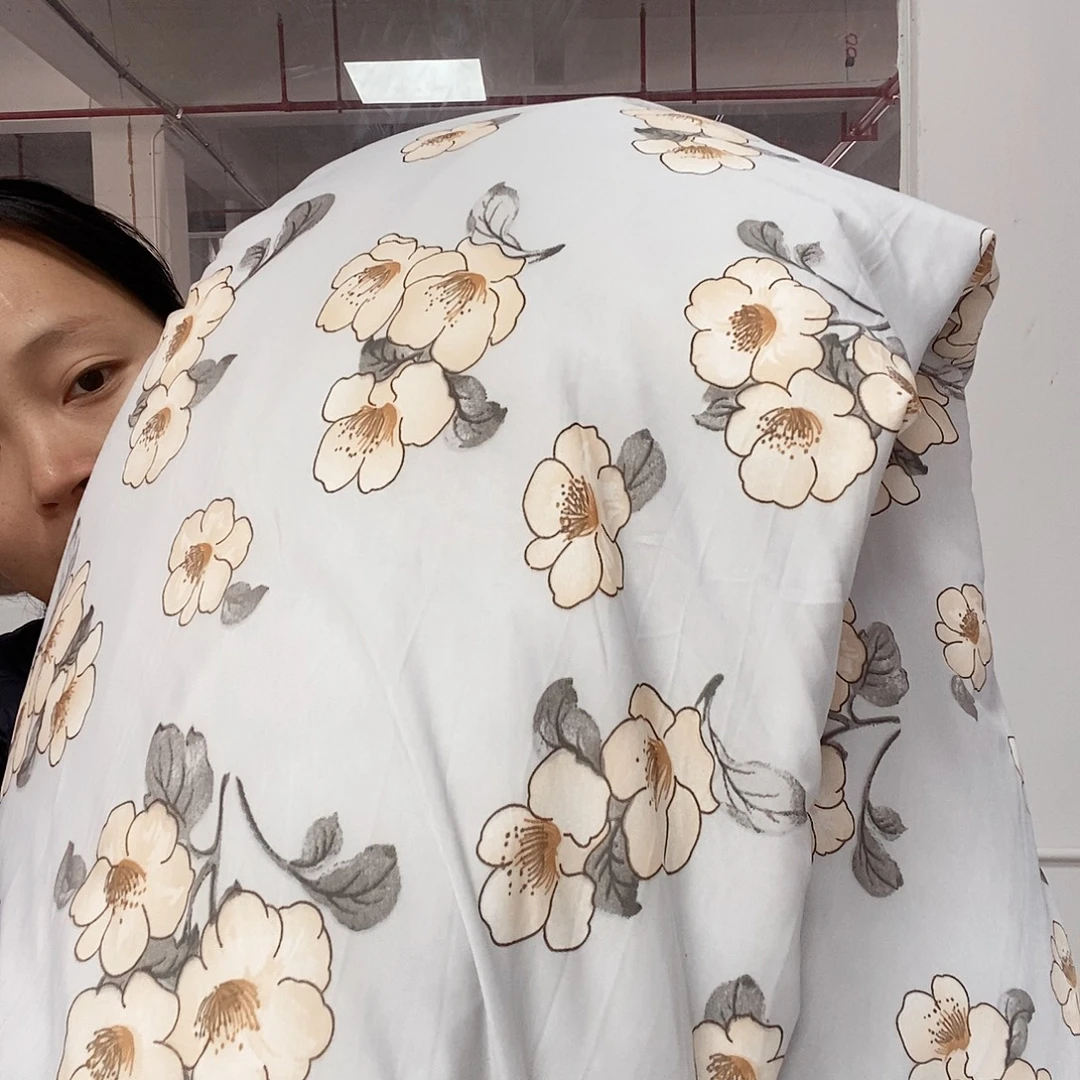 聚酯纤维碎花夏被3332