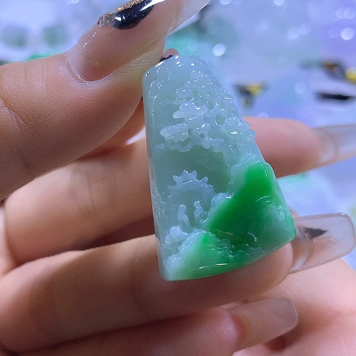 颈饰未镶嵌翡翠天然翡翠A货吊坠