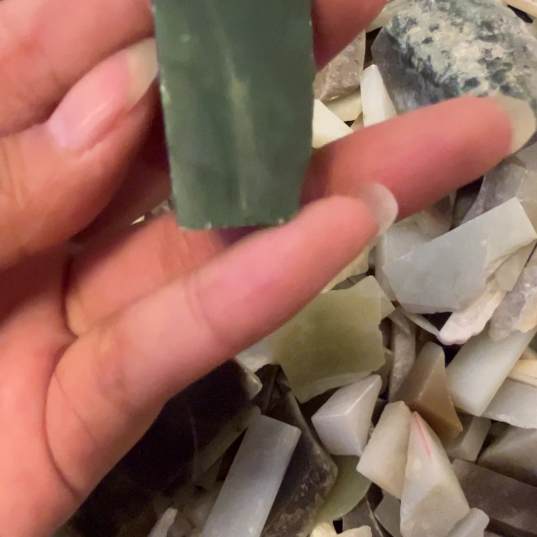 和田玉未镶嵌项链