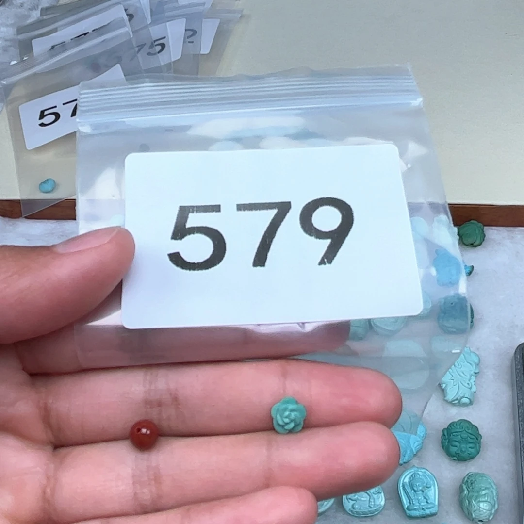 南红玛瑙未镶嵌珠宝奇石