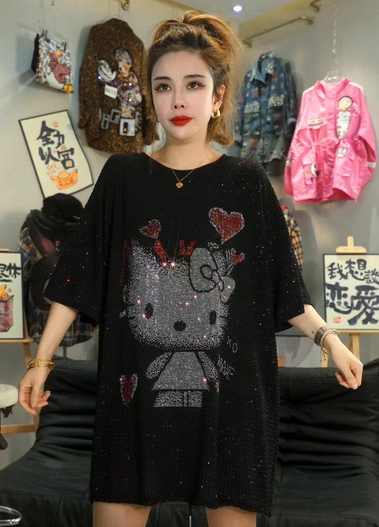 KT猫-烫钻T恤时尚短袖抗皱圆领大版打底印花刺绣半袖潮流宽松型