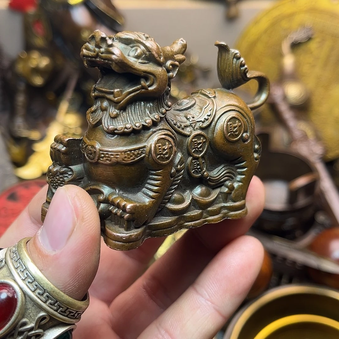 精美铜器工艺品等