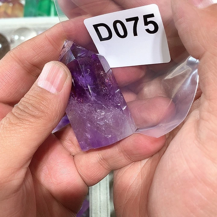 紫晶天然水晶柱子D075未镶嵌鱼*果