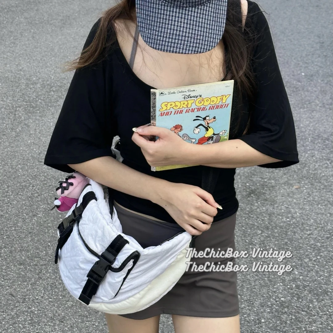 95新 Chanel/香奈儿 只盒/Chanel运动方标熊猫拼色尼龙半月包